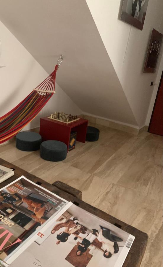 Bed & Breakfast Altrove Cagliari